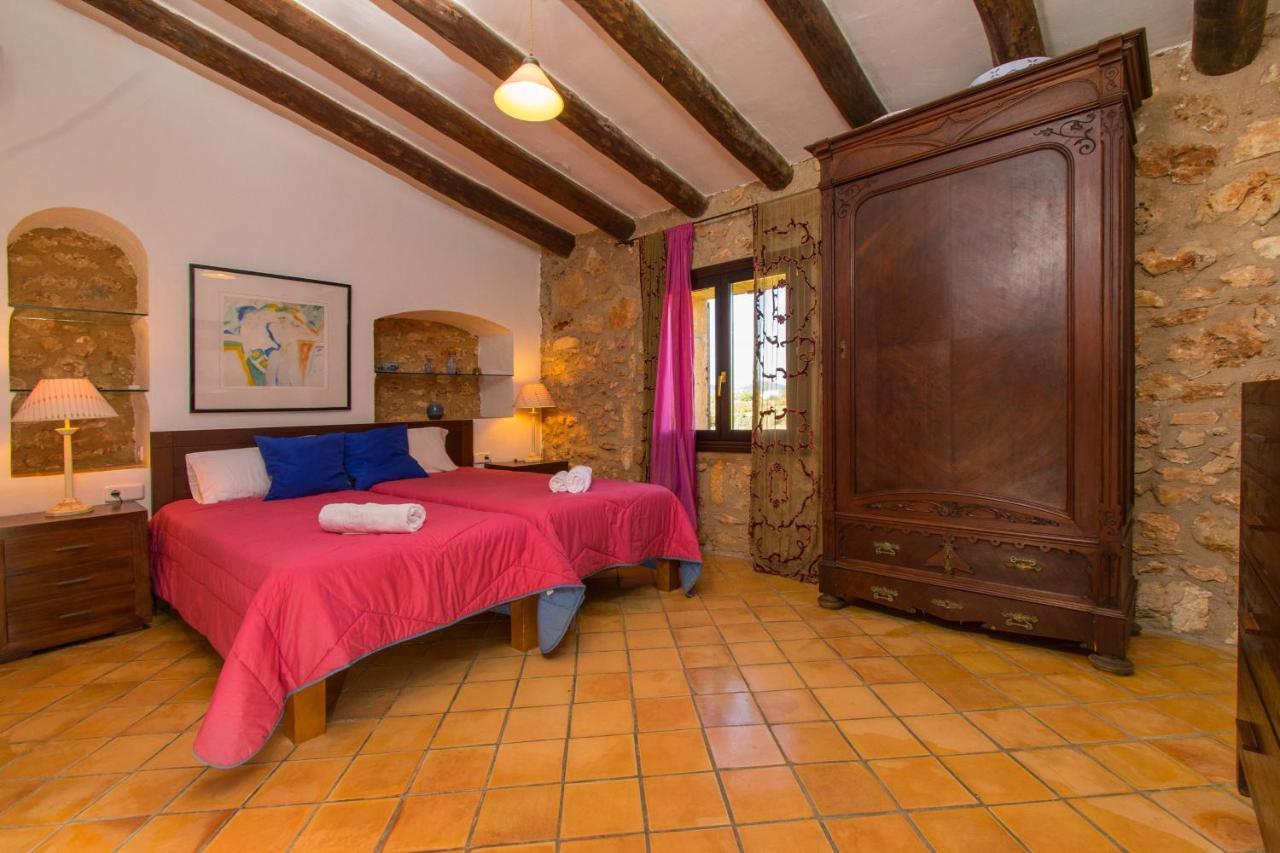 Moleta By Mallorca Selection * Cala Mandia (Mallorca)